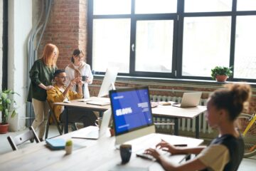 Pourquoi les entreprises adoptent-elles les solutions Legaltech ?