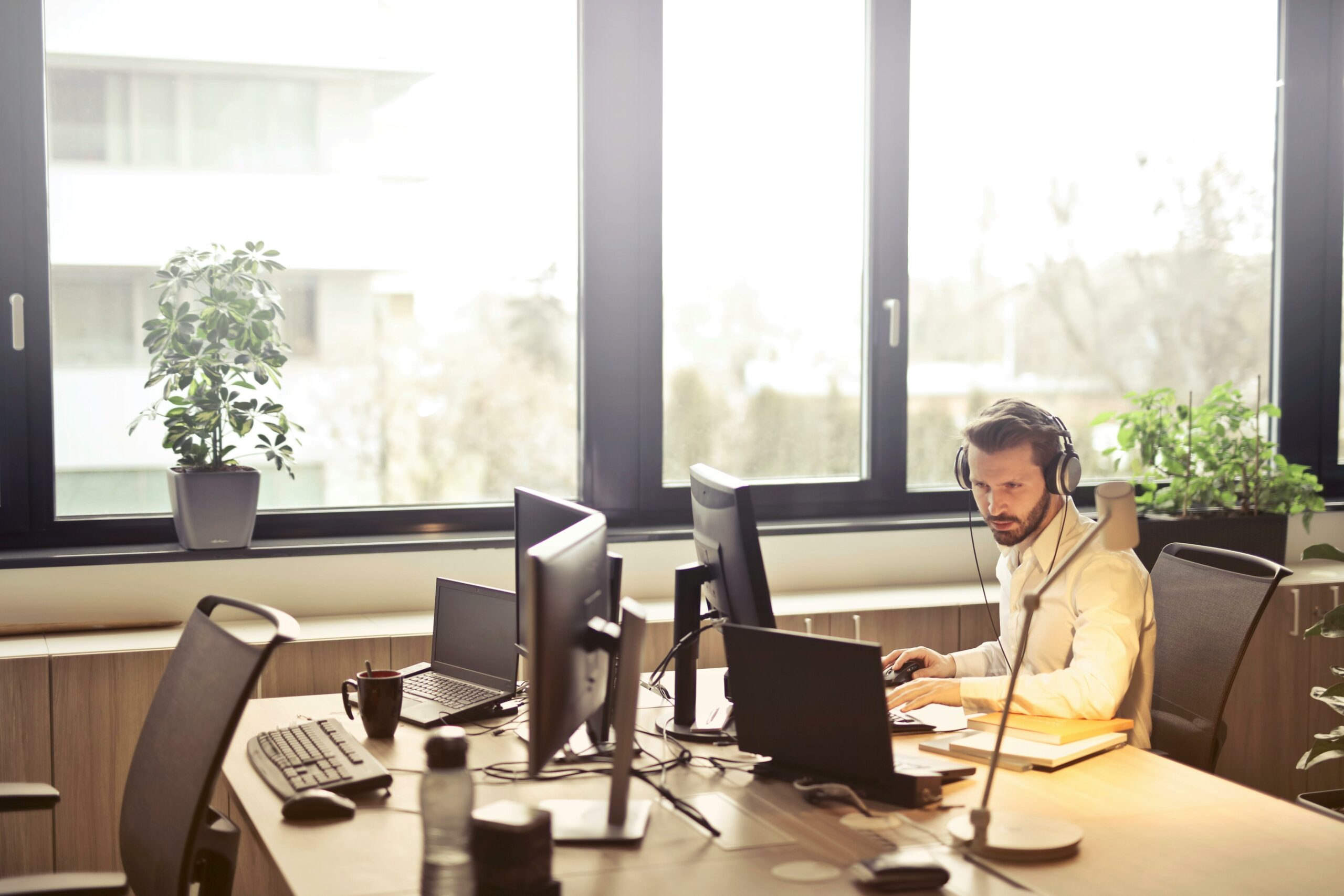 Qu’est-ce qu’un SaaS juridique et pourquoi cela séduit les entreprises ?